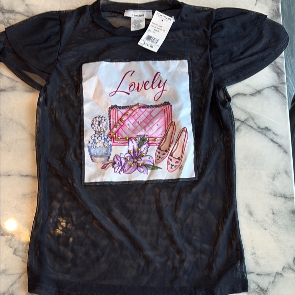 Discovery Black Graphic Short Sleeve Tee